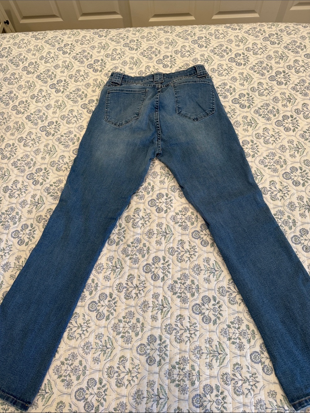 Reba Women's Medium Blue Flare Jeans - Picture 2 of 6